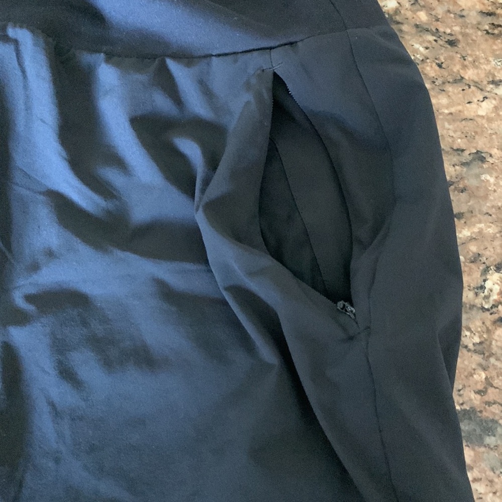 Athleta Skort EUC - Picture 3 of 7